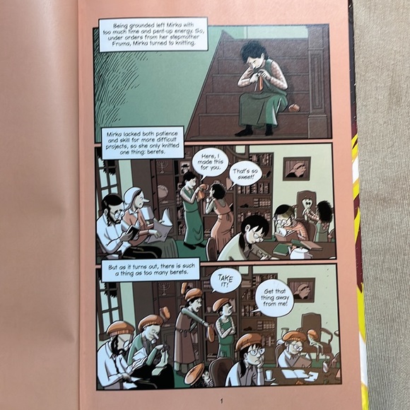 🌈2/$8  How Mira Met a Meteorite #2 in the Hereville Series - Picture 8 of 12